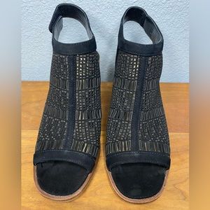 Vince Camuto Heels
